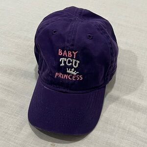 Purple girl/toddler TCU princess ball cap. EUC.